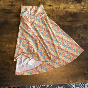Size 4 LuLaRoe pastel puzzle piece skirt 95/5 poly spandex